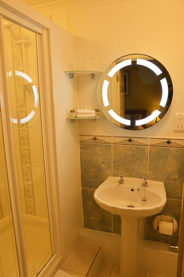 카마던 Bryn Hebog B&B 외부 사진