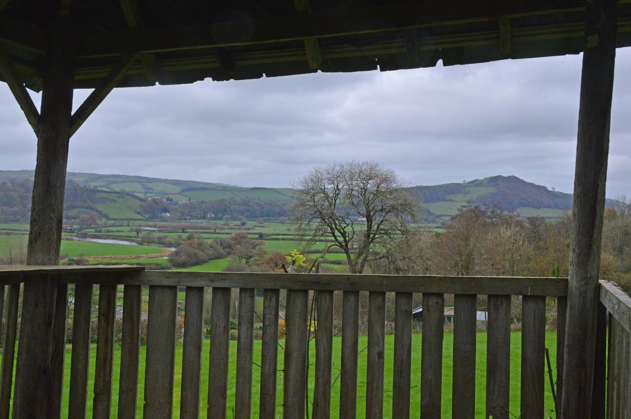 카마던 Bryn Hebog B&B 외부 사진