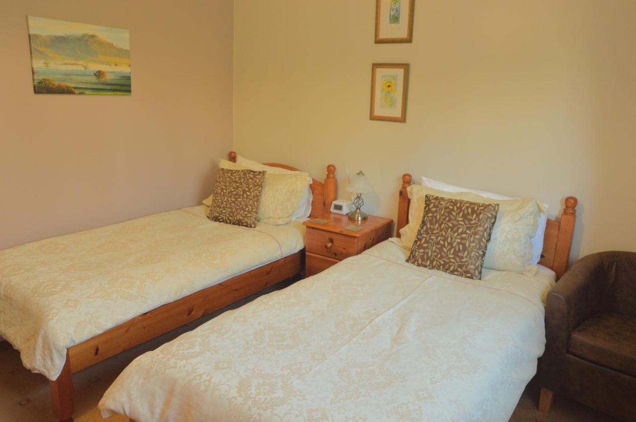 카마던 Bryn Hebog B&B 외부 사진